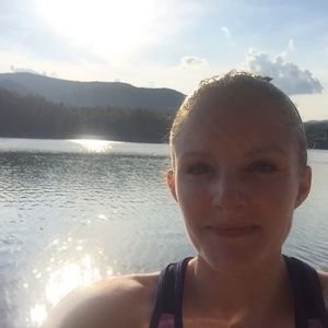 Meet your Posher, Jocelyn